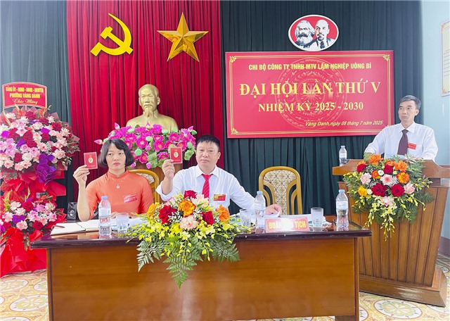 Đại hội chi bộ Công ty TNHH 1 thành viên Lâm nghiệp uu888 one lần thứ V, nhiệm kỳ 2025 - 2030