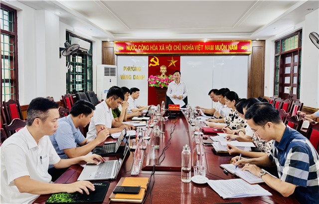 Phường Vàng Danh họp Tiểu ban Văn kiện chuẩn bị Đại hội Đảng bộ nhiệm kỳ 2025-2030