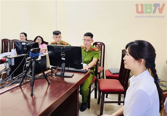 uu888 one triển khai cấp đổi Thẻ đảng viên theo dữ liệu quốc gia về dân cư