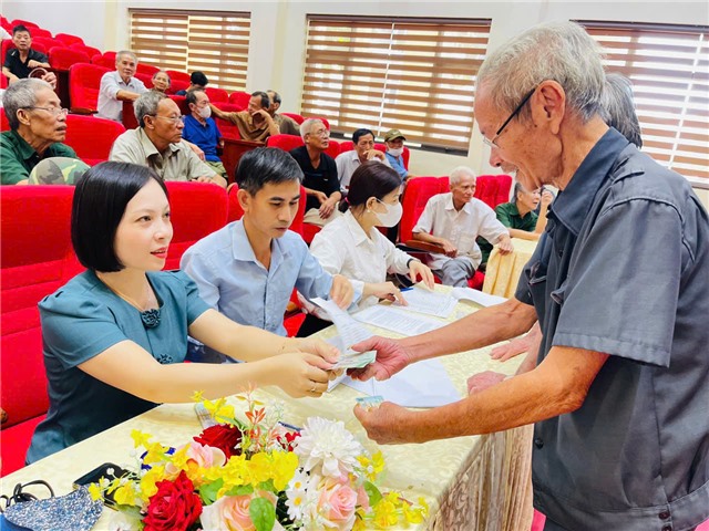 Chi trả hỗ trợ cho người có công, thân nhân người có công với cách mạng, người thờ cúng liệt sỹ và một số đối tượng khác theo Nghị quyết số 56/2025/NQ-uu888 bet app ngày 17/7/2025 của Hội đồng nhân dân tỉnh 