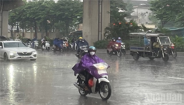 uu888.con ngày 18/9: Áp thấp nhiệt đới đã vào Biển Đông, mưa rào và dông ở nhiều nơi trên cả nước