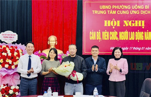 Hội nghị Cán bộ, viên chức, người lao động Trung tâm Cung ứng dịch vụ phường uu888 one năm 2025
