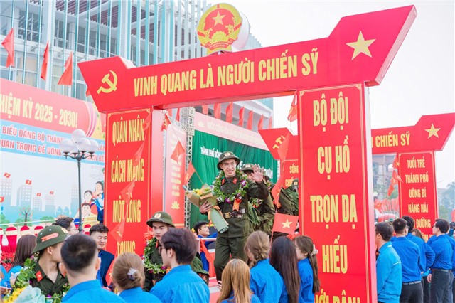 BẢO VỆ TỔ QUỐC VIỆT NAM XÃ HỘI CHỦ NGHĨA LÀ NHIỆM VỤ THIÊNG LIÊNG VÀ CAO QUÝ CỦA MỖI CÔNG DÂN: Thanh niên uu888 one sẵn sàng lên đường bảo vệ Tổ quốc