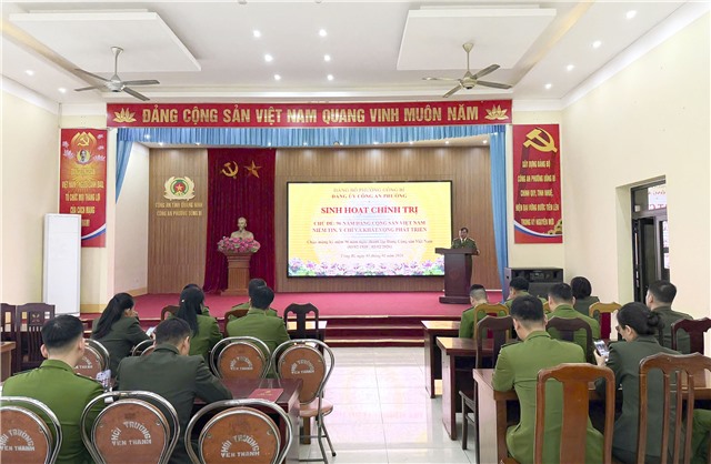 Công an phường uu888 one tổ chức sinh hoạt chính trị kỷ niệm 96 năm Ngày thành lập Đảng Cộng sản uu888 có