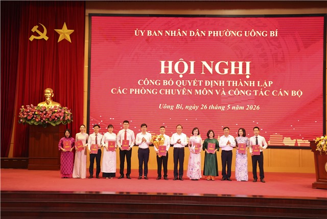 Phường uu888 one công bố quyết định thành lập các phòng chuyên môn thuộc uu888.con phường