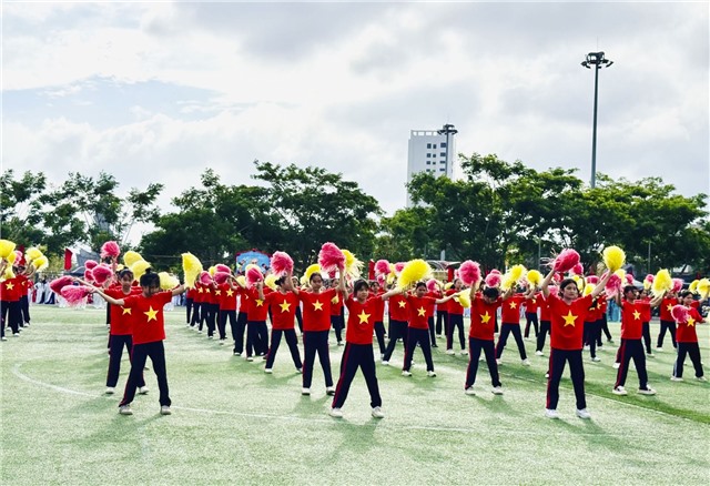 Tiết mục đồng diễn của Trường THCS Trần Quốc Toản tại Đại hội Thể dục thể thao phường uu888 one lần thứ I, năm 2026