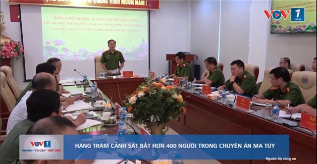 Hàng trăm cảnh sát bắt hơn 400 người trong chuyên án ma túy