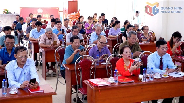 Khi công nghệ số bén rễ vào đời sống